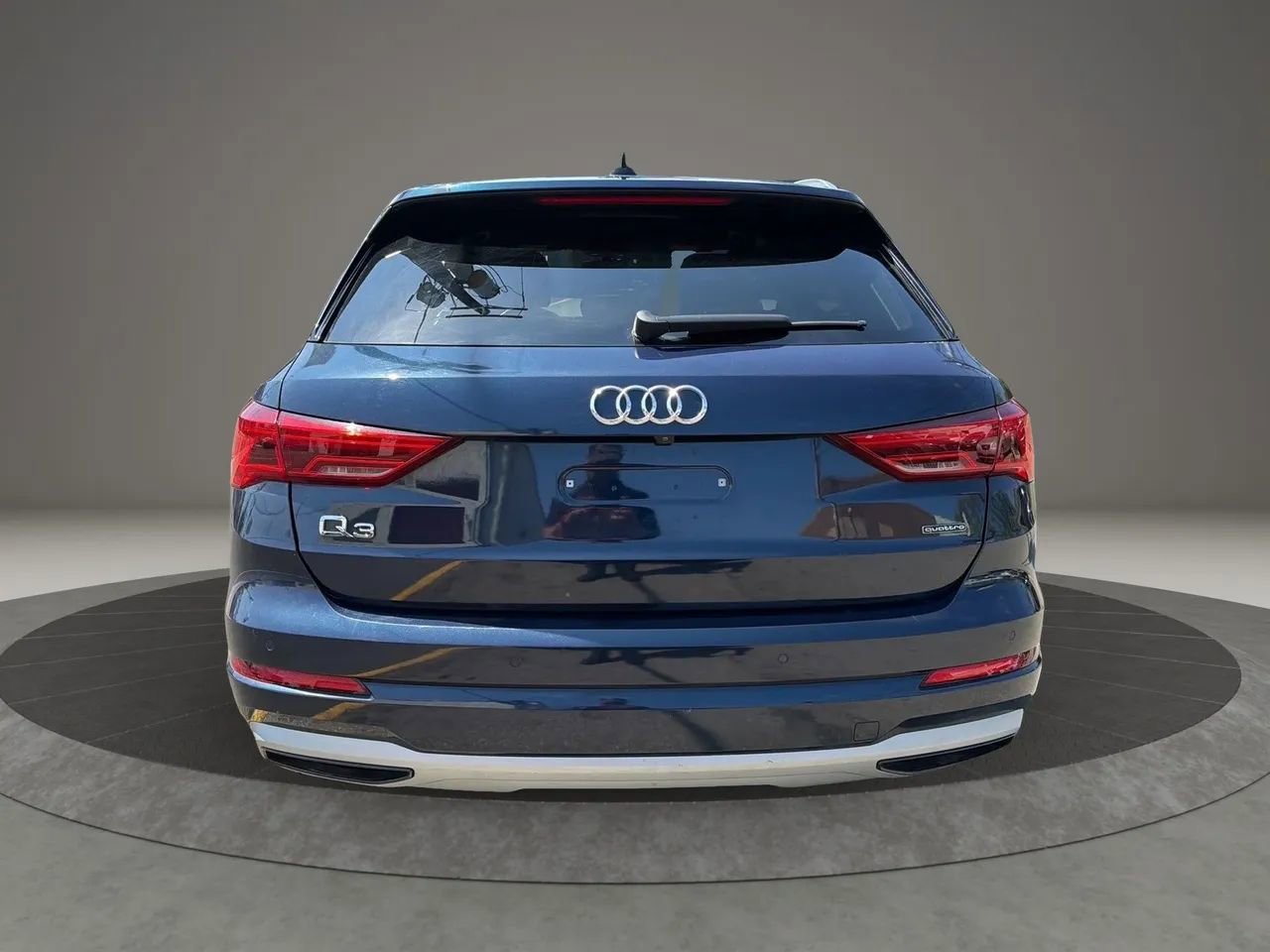 Used 2020 Audi Q3 2.0T Premium w/ Convenience Package AWD/4WD image 6