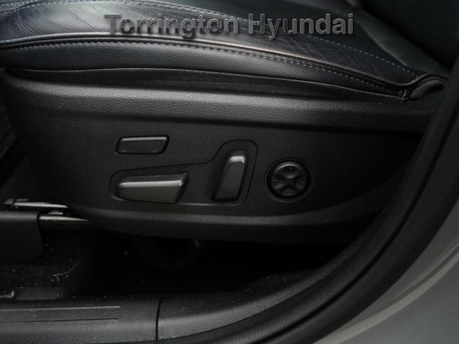 Used 2022 Hyundai Santa Fe Limited image 28
