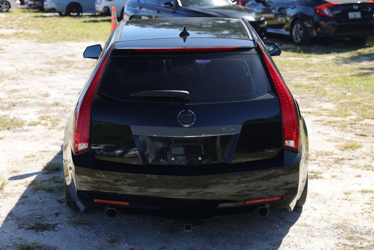 Used 2010 Cadillac CTS Performance RWD image 9