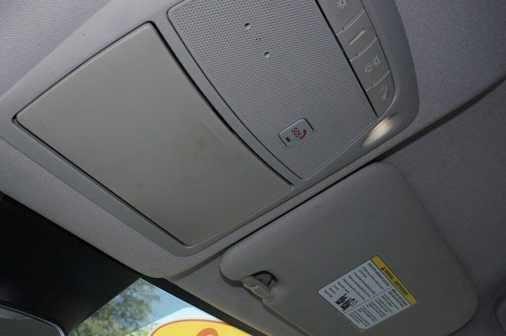 Certified 2022 Nissan Rogue Sport SL image 31