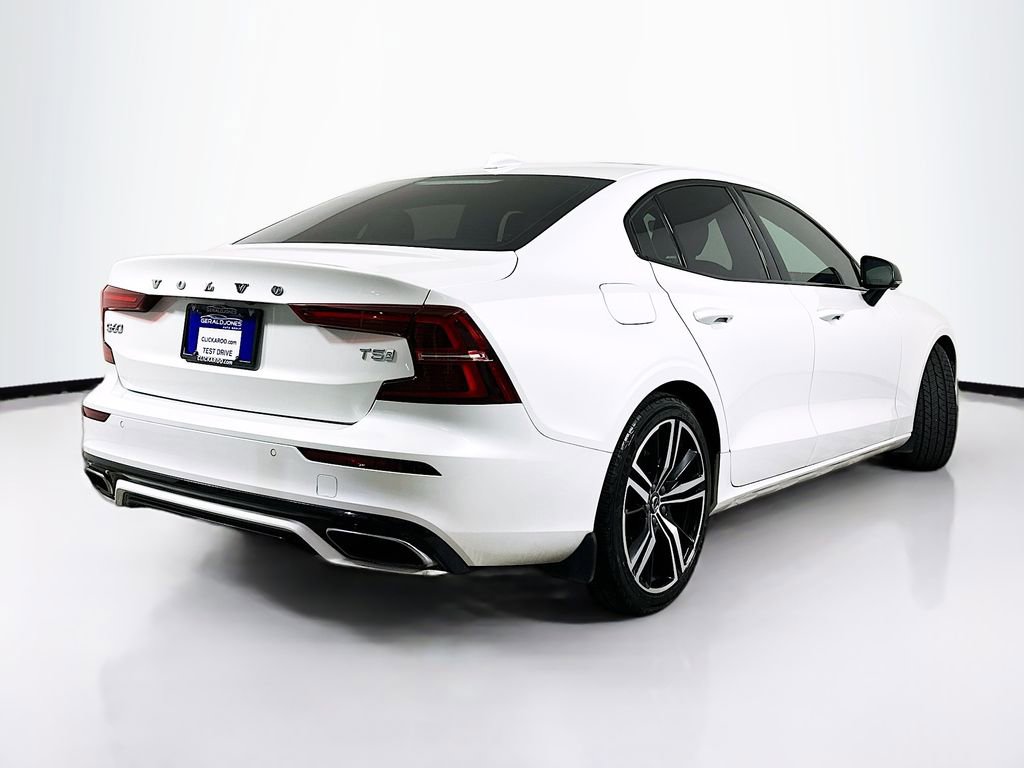 Used 2019 Volvo S60 T5 R-Design FWD image 7