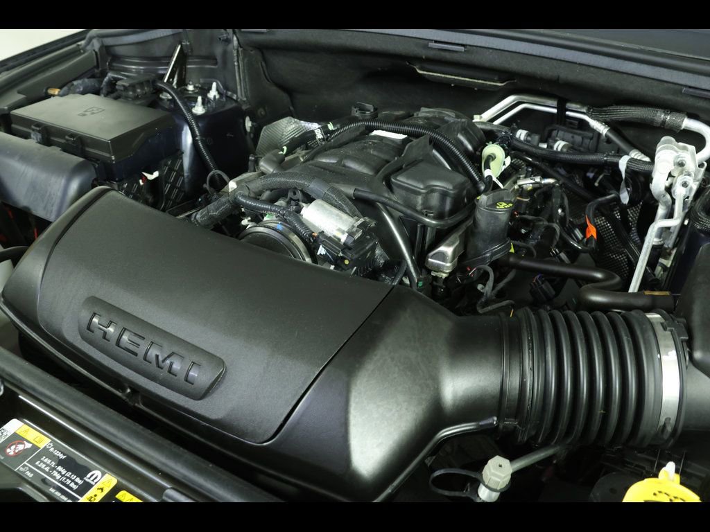 Used 2024 Dodge Durango R/T AWD/4WD image 13