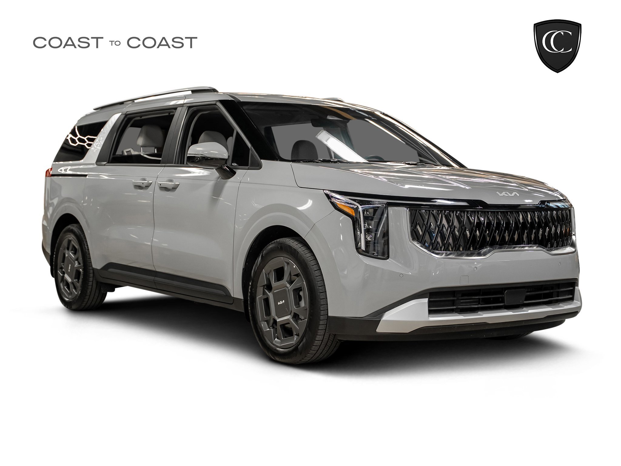 Used 2025 Kia Carnival EX image 1