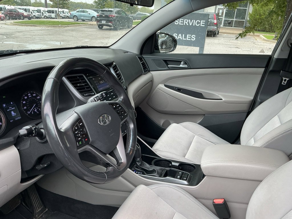 Used 2017 Hyundai Tucson Sport w/ Cargo Package AWD/4WD image 19