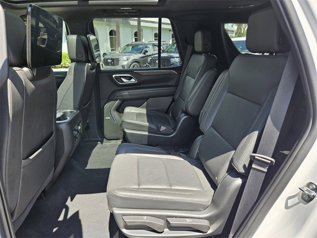 Used 2023 Chevrolet Tahoe LT w/ LT Signature Package image 5