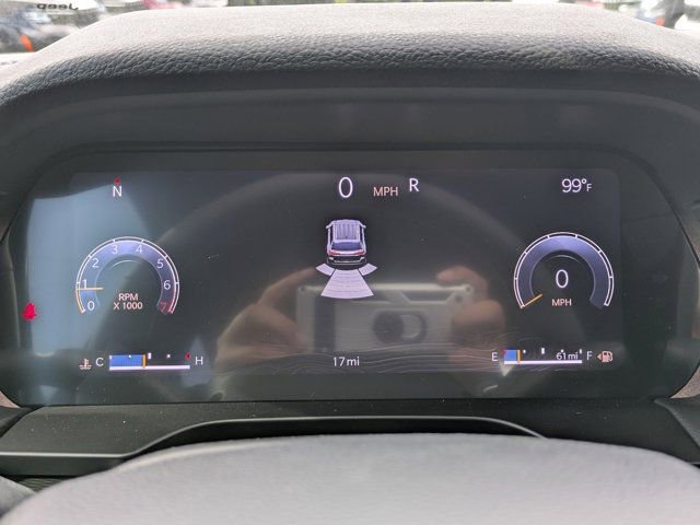 New 2025 Jeep Grand Cherokee L Laredo image 27