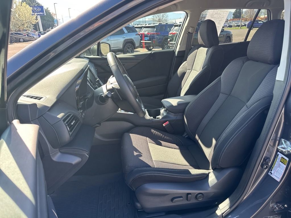 Used 2025 Subaru Outback Premium image 10