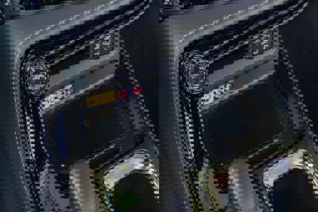 New 2026 Lexus NX 350h F Sport AWD/4WD image 19