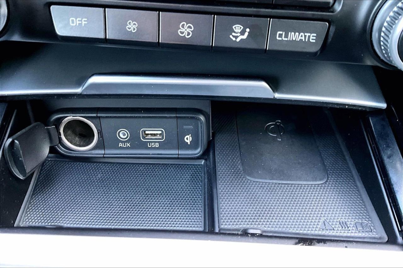 Used 2021 Kia Stinger GT RWD image 16