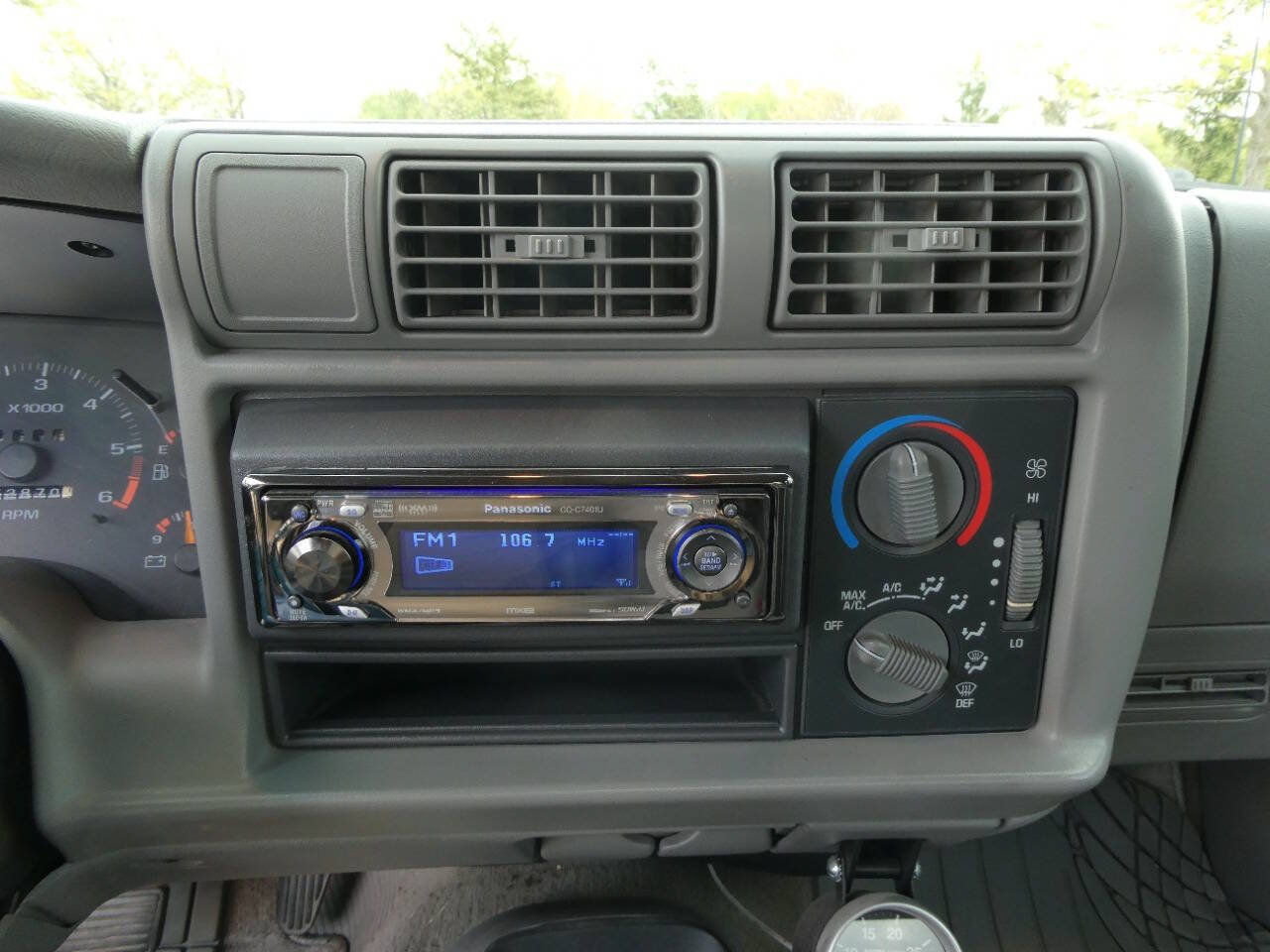 Used 1997 GMC Sonoma SLS w/ Sport Marketing Option Pkg RWD image 14