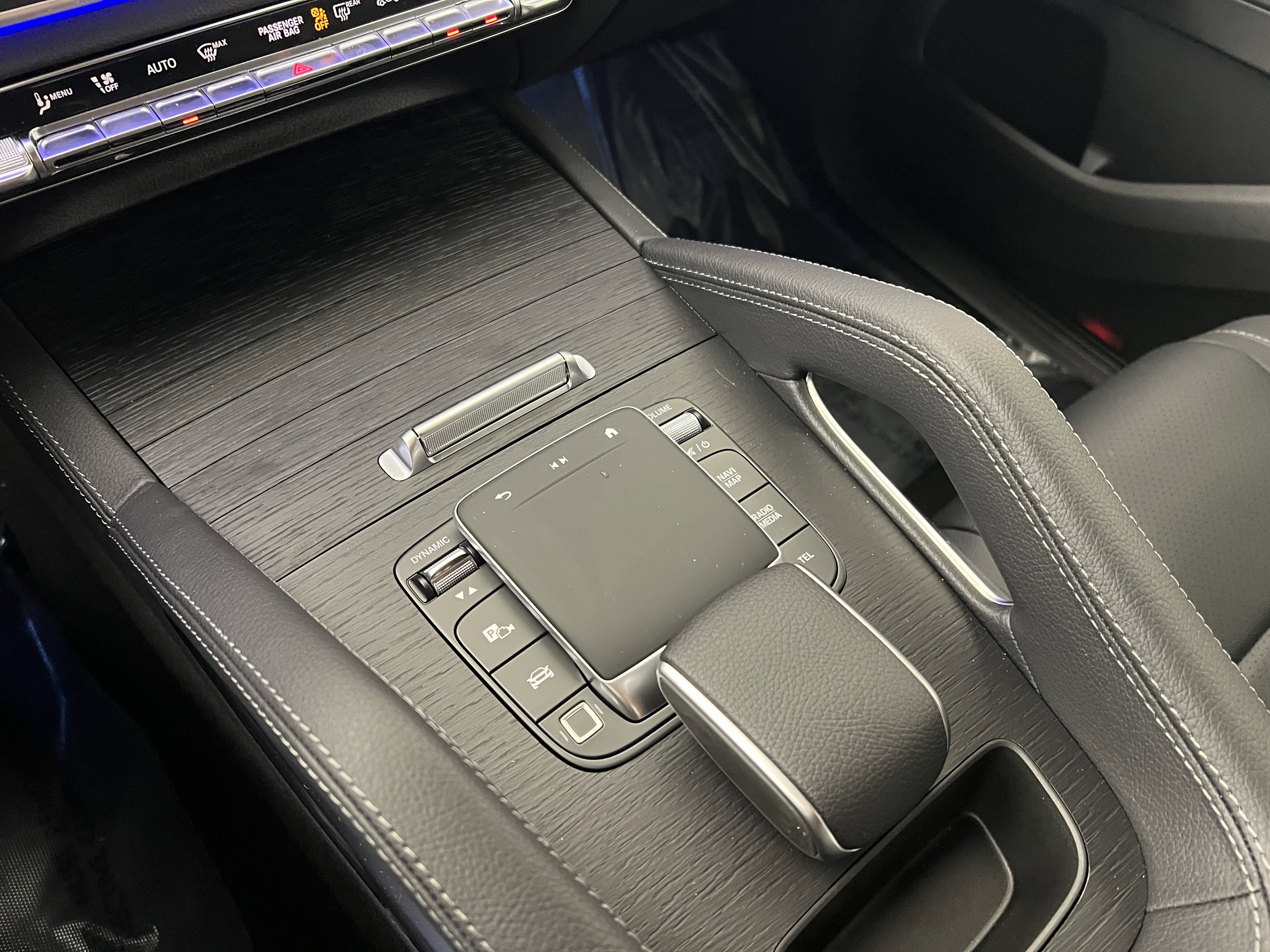 New 2026 Mercedes-Benz GLE 450 4MATIC image 32