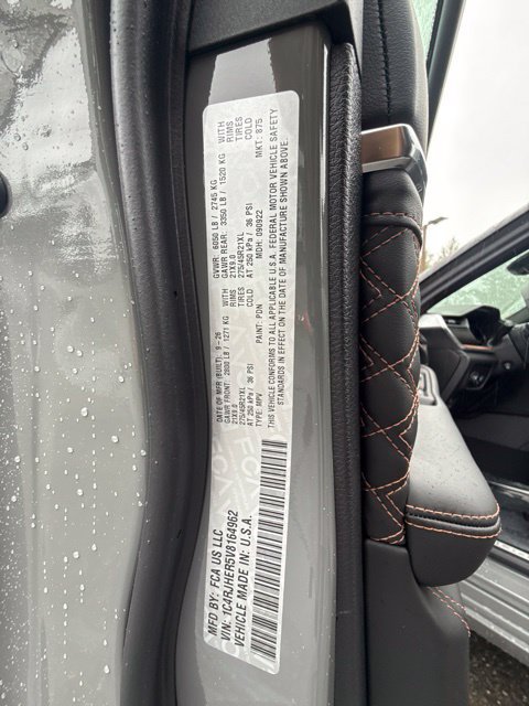 New 2027 Jeep Grand Cherokee Summit AWD/4WD image 16
