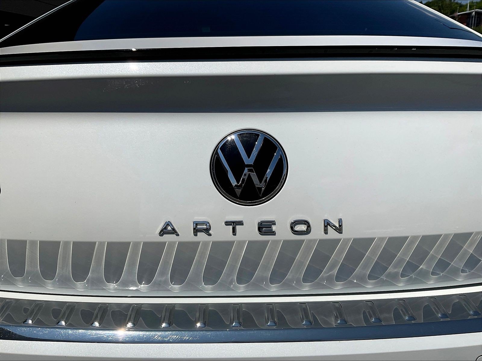 Used 2023 Volkswagen Arteon SEL Premium AWD/4WD image 24