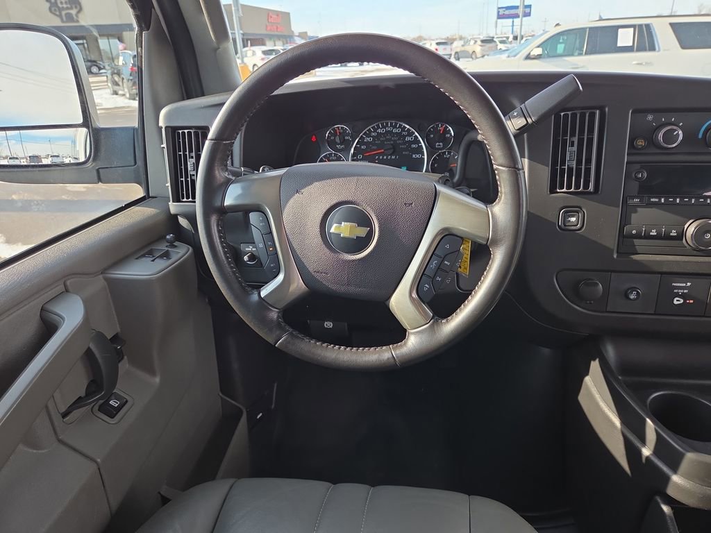 Used 2019 Chevrolet Express 3500 LS image 16
