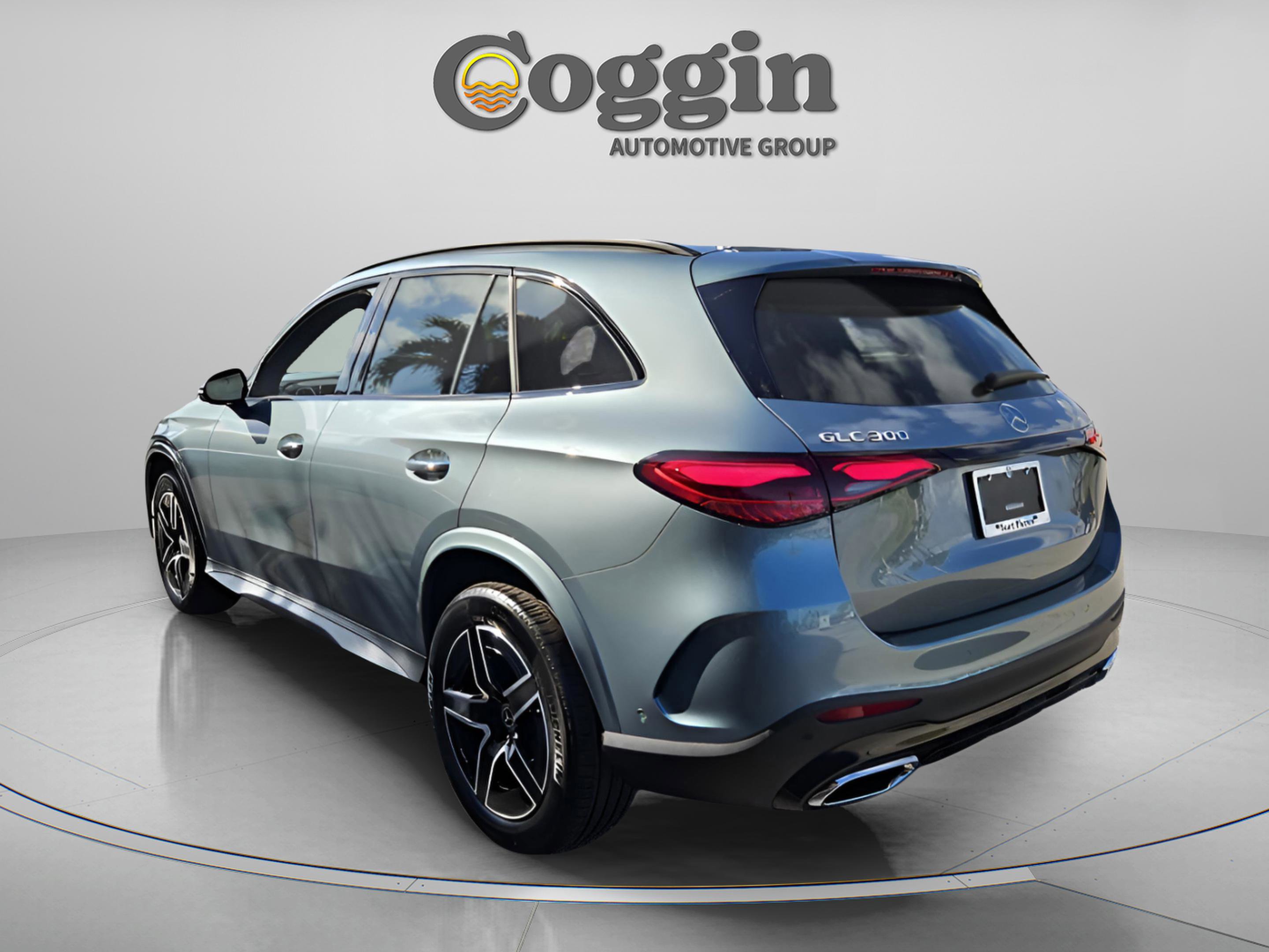 New 2026 Mercedes-Benz GLC 300 image 3