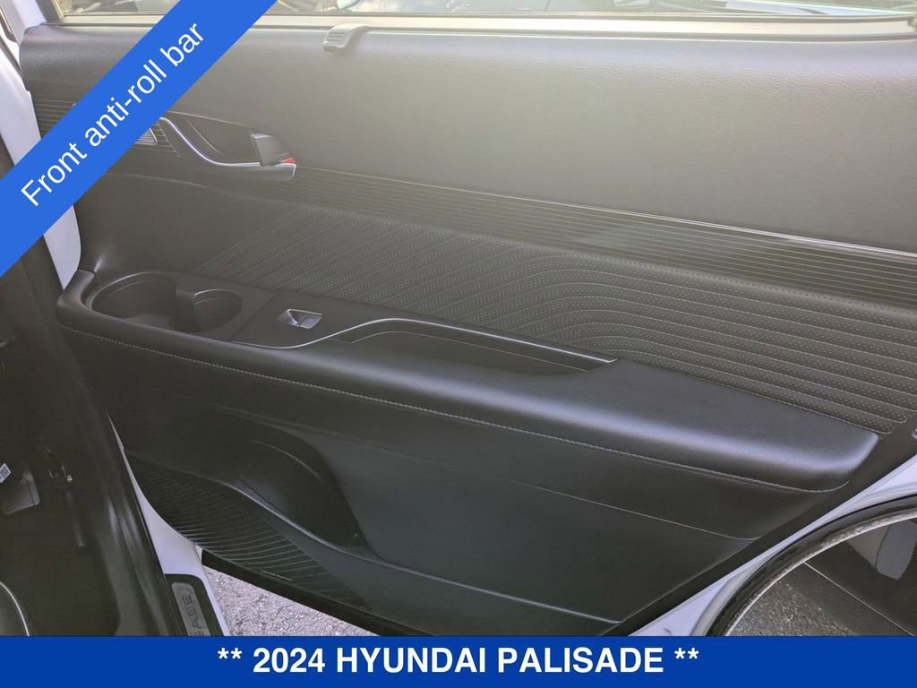 Used 2024 Hyundai Palisade Calligraphy image 34