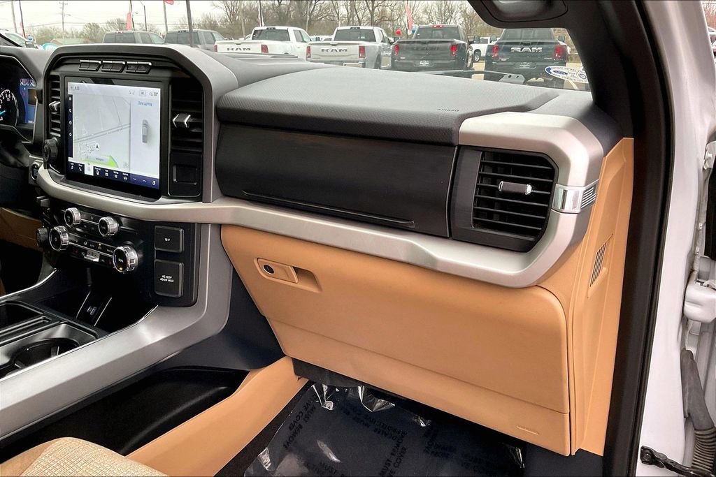 Used 2022 Ford F150 XLT w/ Equipment Group 302A High image 16