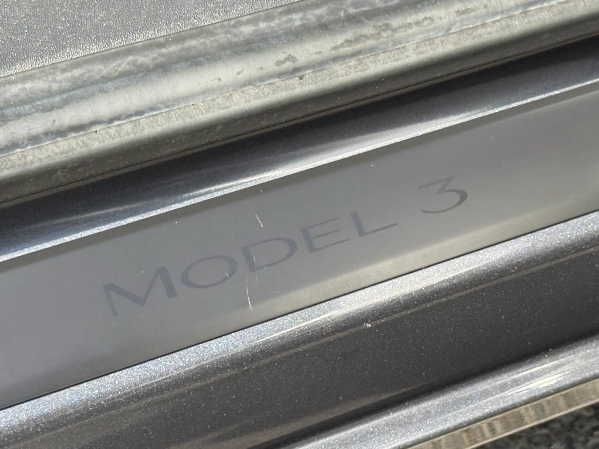 Used 2021 Tesla Model 3 Long Range AWD/4WD image 18
