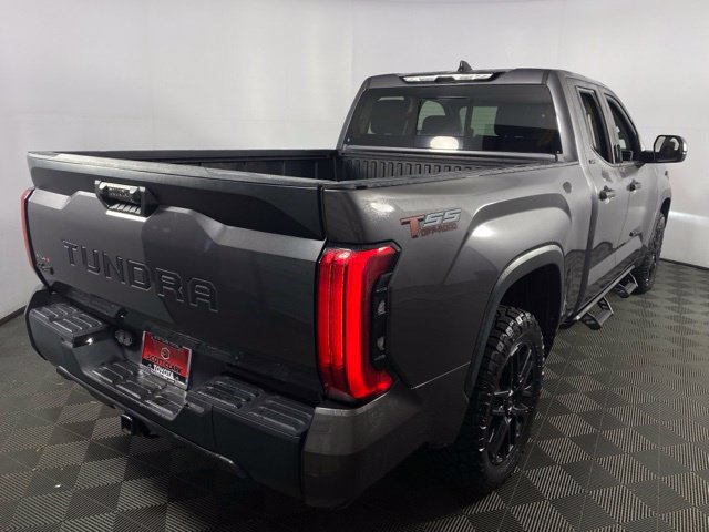 Used 2022 Toyota Tundra SR5 AWD/4WD image 8