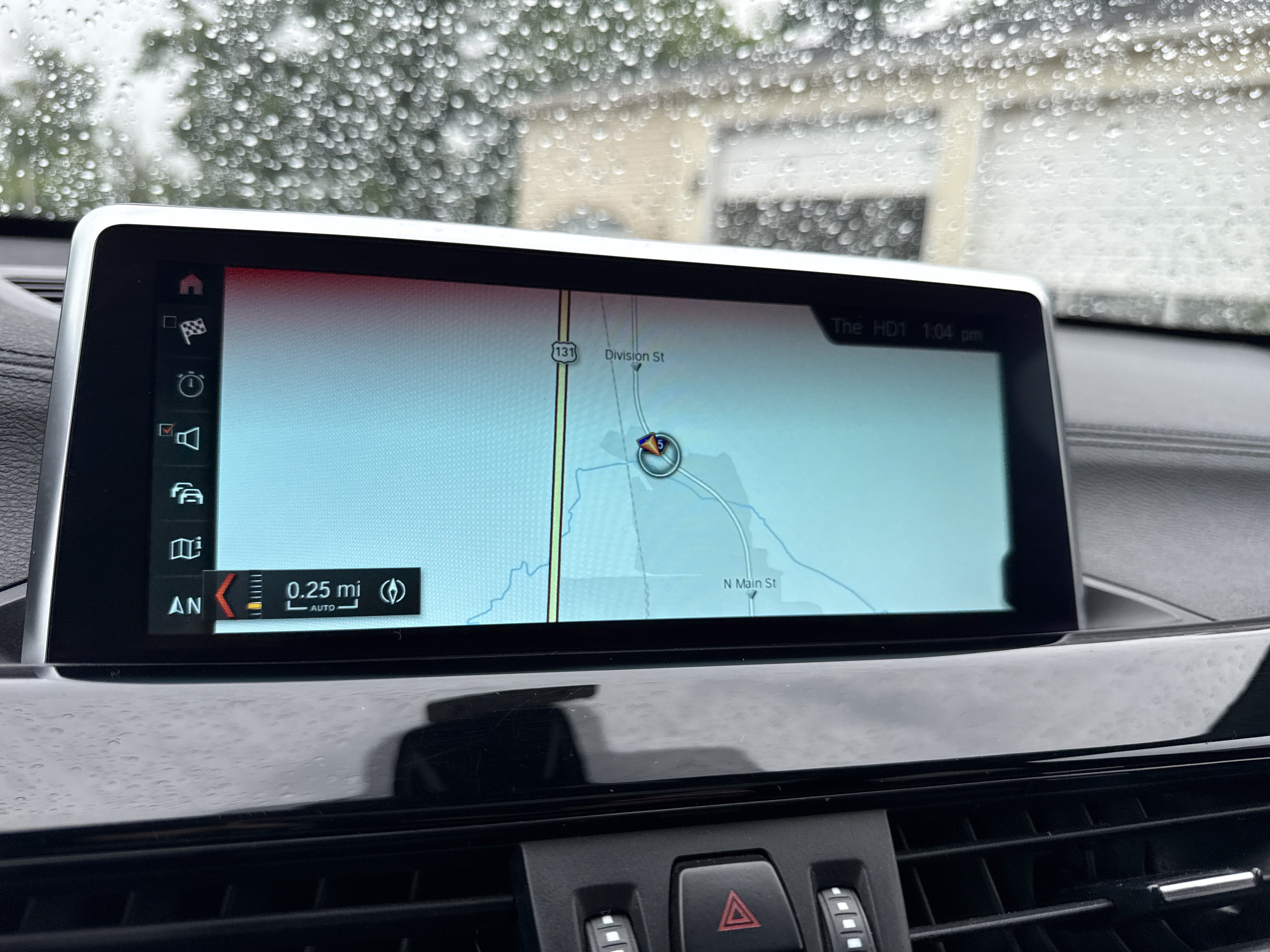Used 2022 BMW X1 sDrive28i w/ Convenience Package FWD image 3