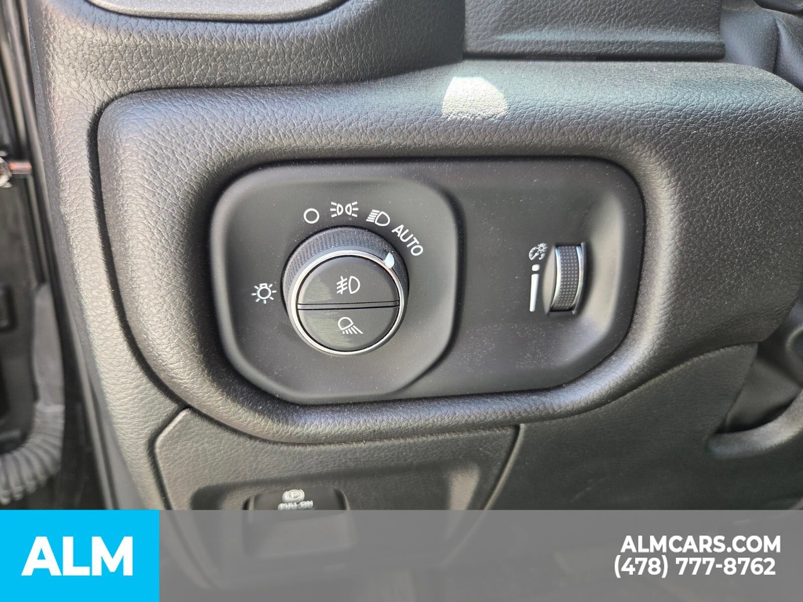 Used 2025 RAM 1500 Tradesman AWD/4WD image 15