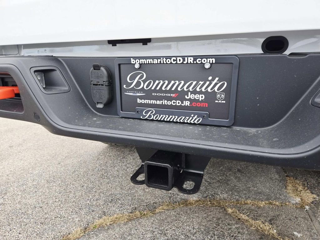 New 2026 Jeep Gladiator Mojave w/ Safety Group AWD/4WD image 14