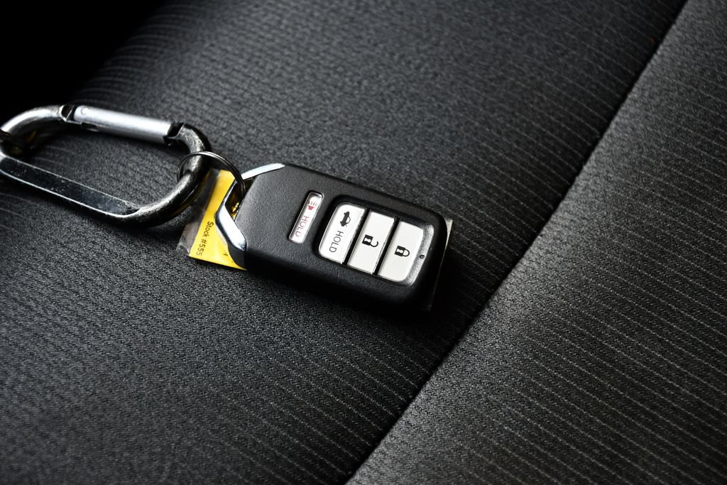 Used 2018 Honda Accord Sport image 19