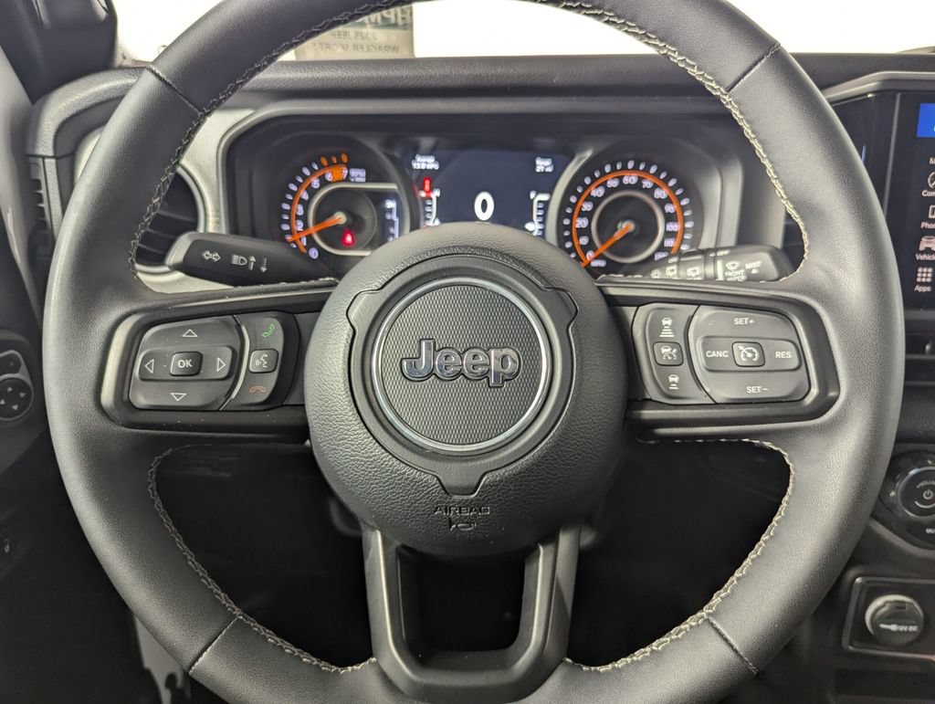 Used 2025 Jeep Wrangler Unlimited Sport AWD/4WD image 16