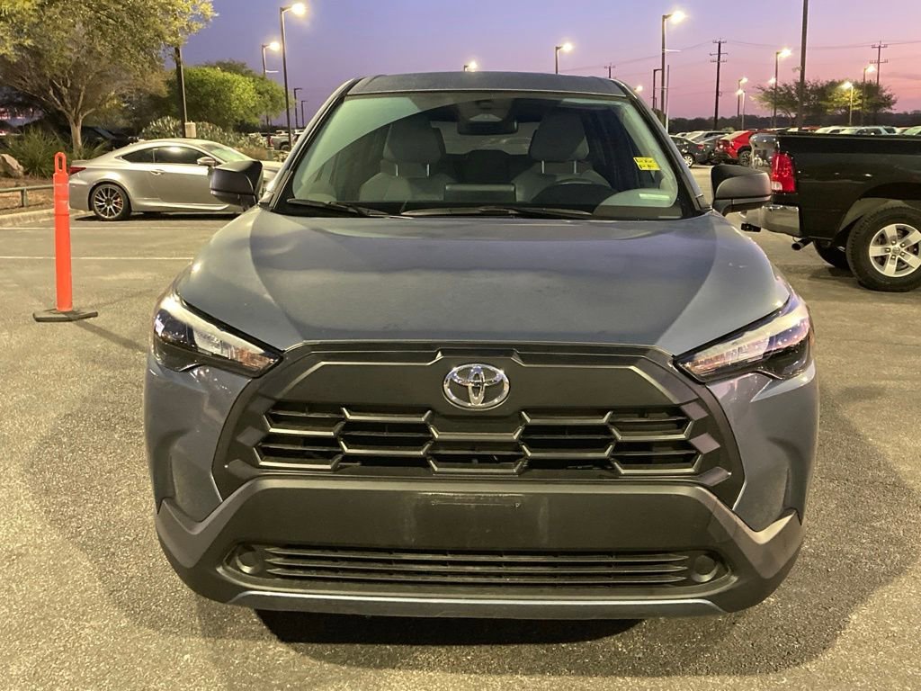 Used 2026 Toyota Corolla Cross L image 2