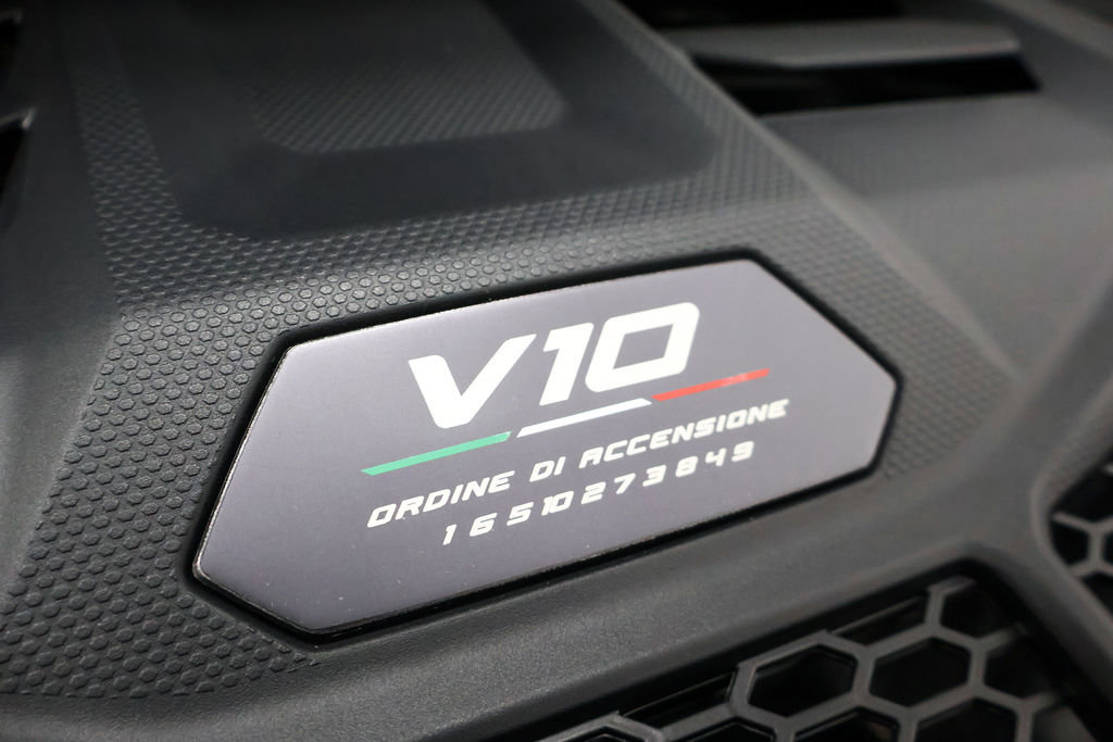 Used 2024 Lamborghini Huracan Sterrato AWD/4WD image 40
