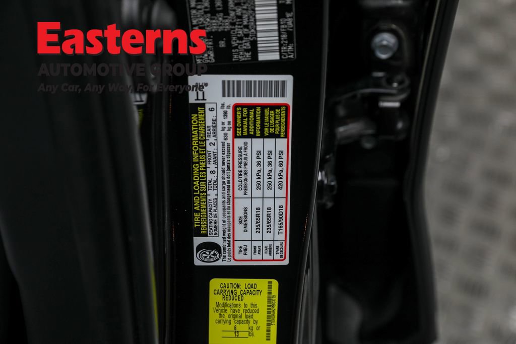 Used 2023 Toyota Highlander L image 34