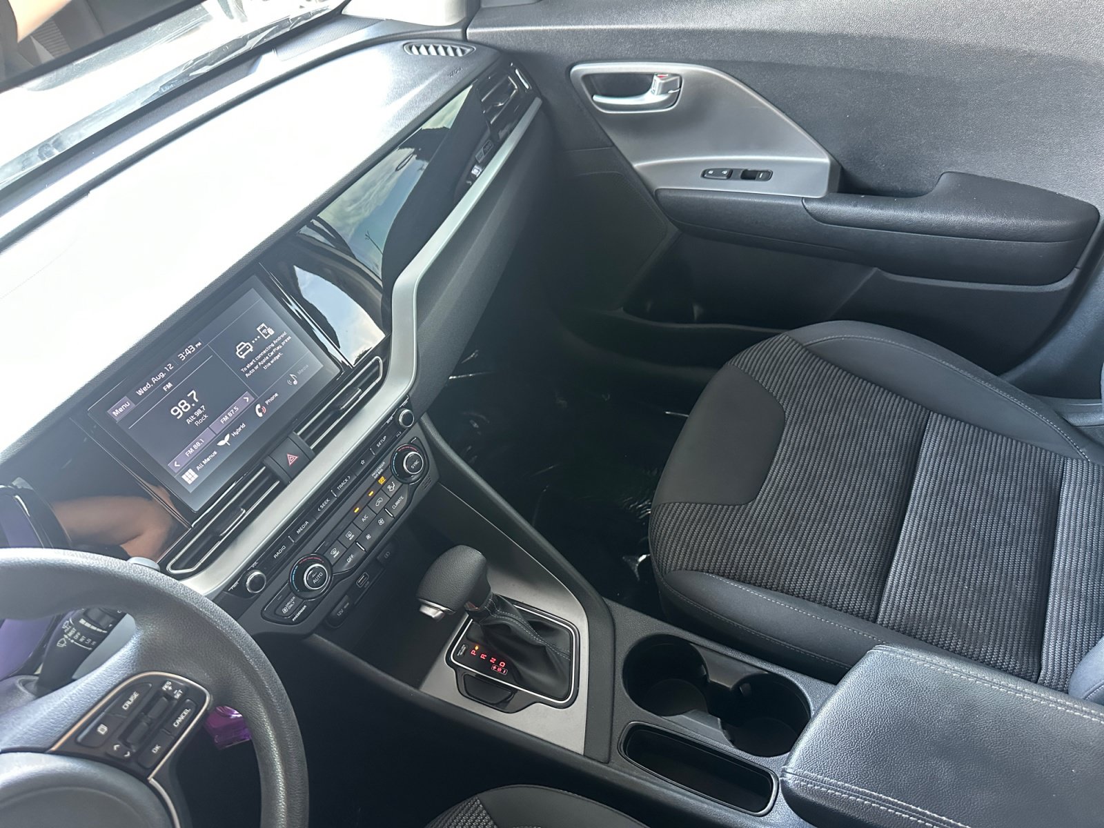 Used 2022 Kia Niro LX FWD image 21