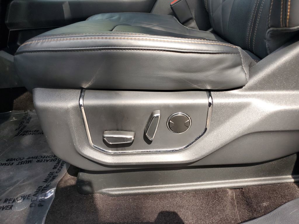 Used 2023 Ford Expedition Max Platinum image 17