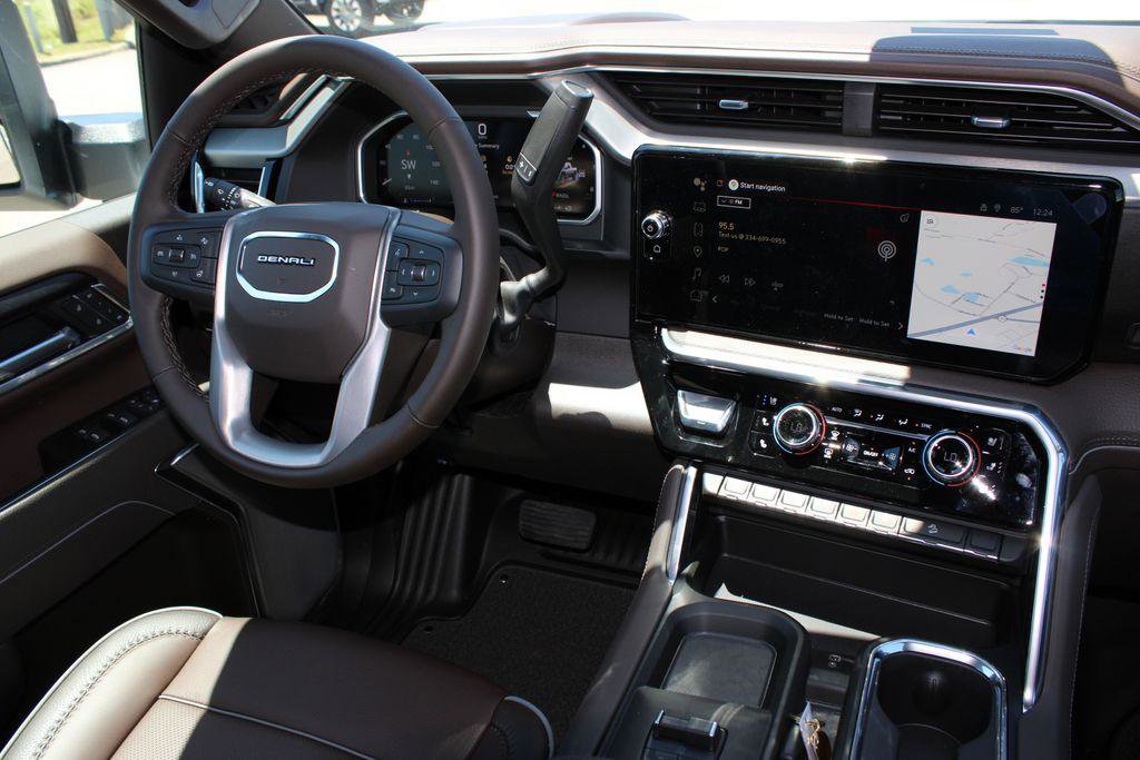 New 2026 GMC Sierra 2500 Denali w/ Denali Reserve Package AWD/4WD image 9