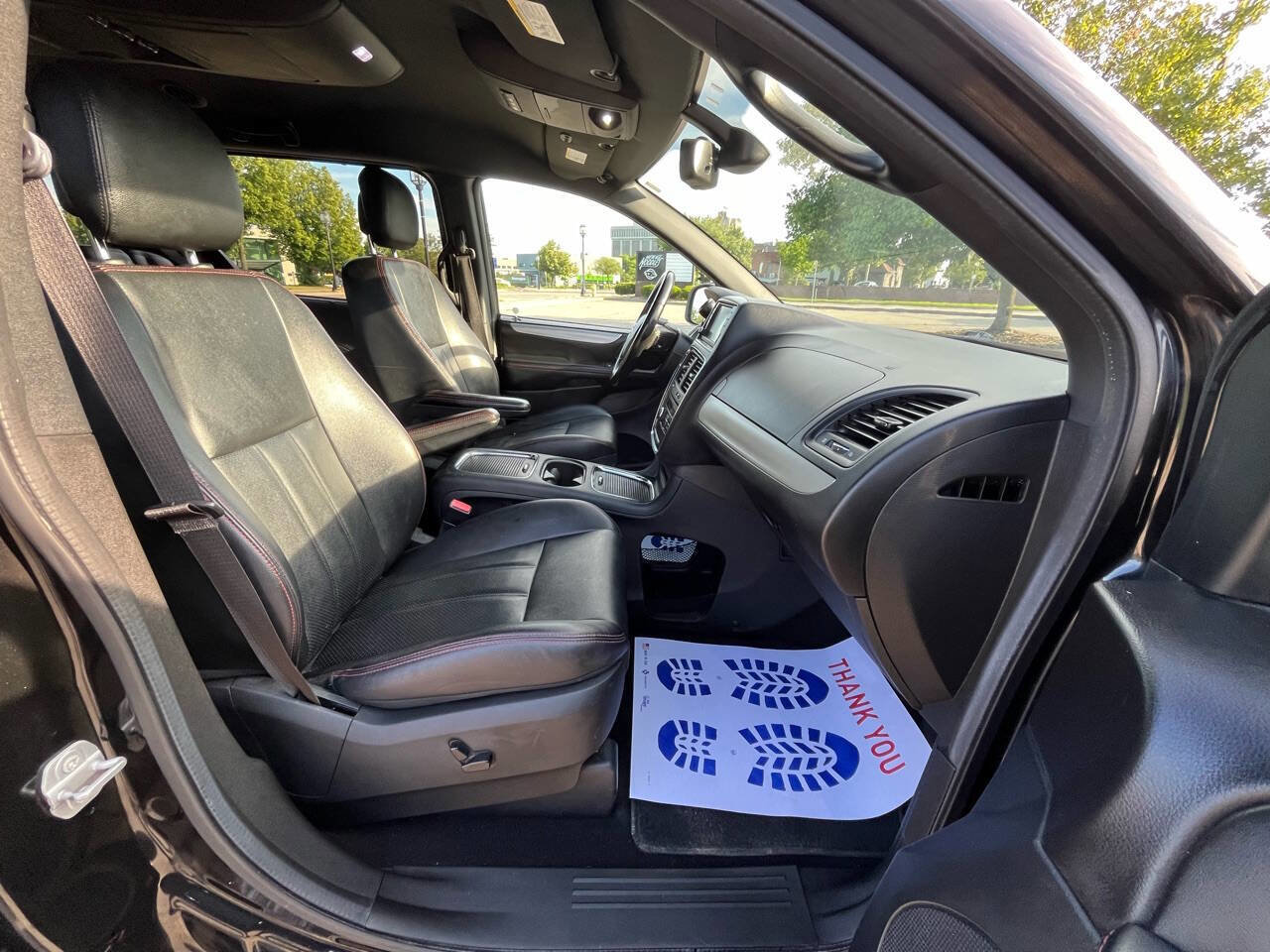 Used 2018 Dodge Grand Caravan GT image 13