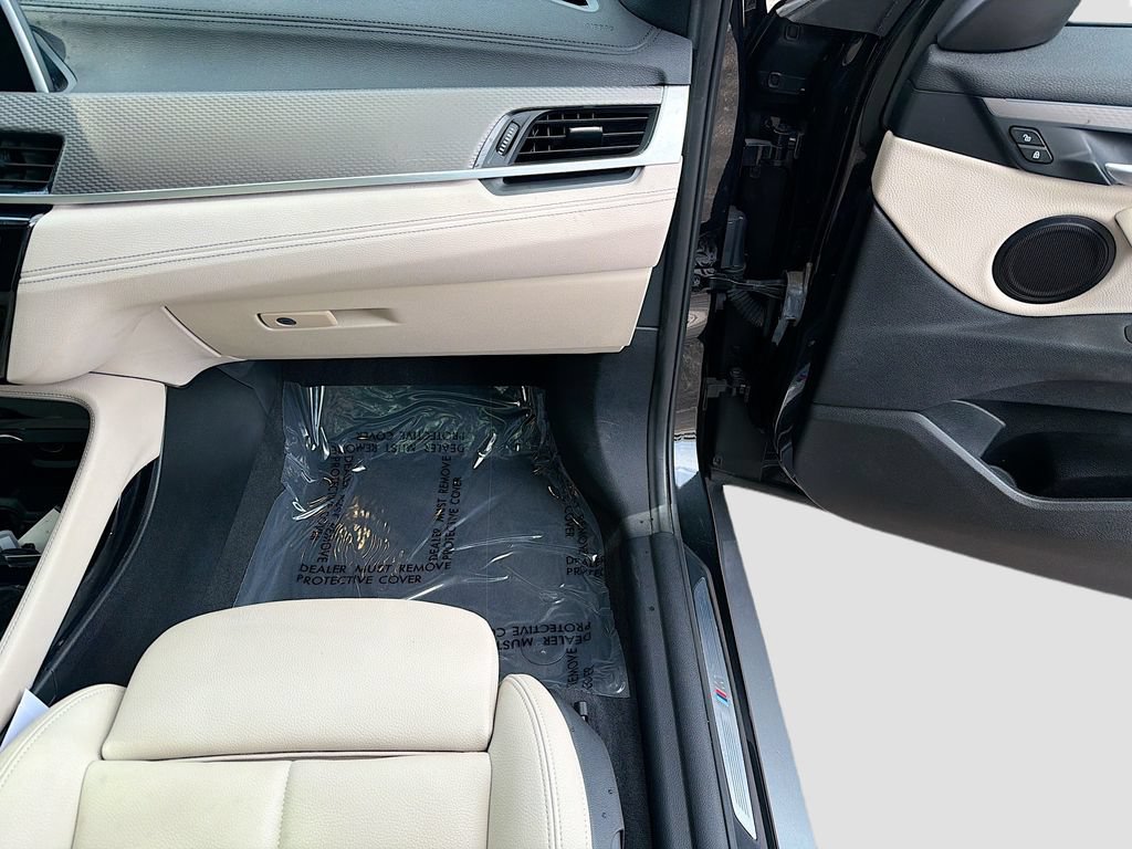 Used 2018 BMW X2 sDrive28i w/ M SportX Package FWD image 17
