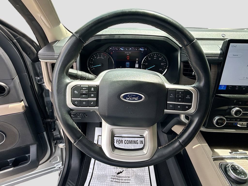 Used 2024 Ford Expedition Limited image 12