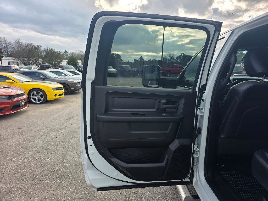 Used 2024 RAM 3500 Tradesman image 8