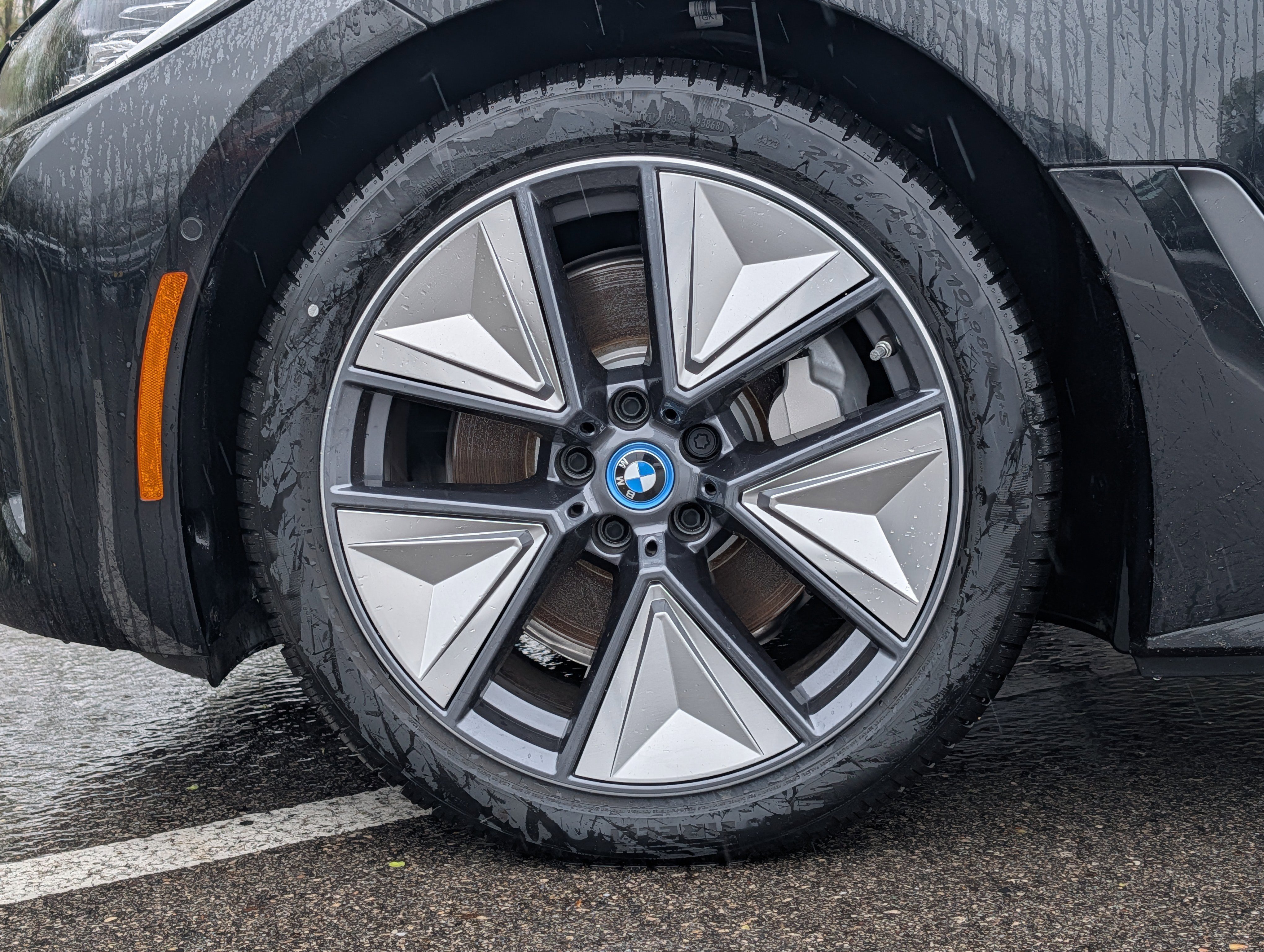 Used 2024 BMW i4 eDrive40 w/ Premium Package RWD image 15