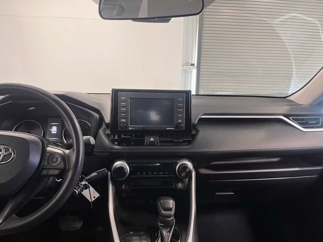 Used 2021 Toyota RAV4 LE w/ Carpet Mat Package (TMS) image 20
