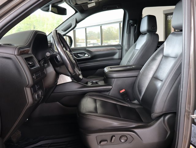 Used 2021 Chevrolet Suburban LT image 14