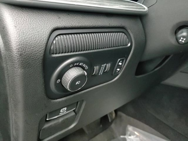 Used 2022 Jeep Wagoneer Series III w/ Premium Group I image 11