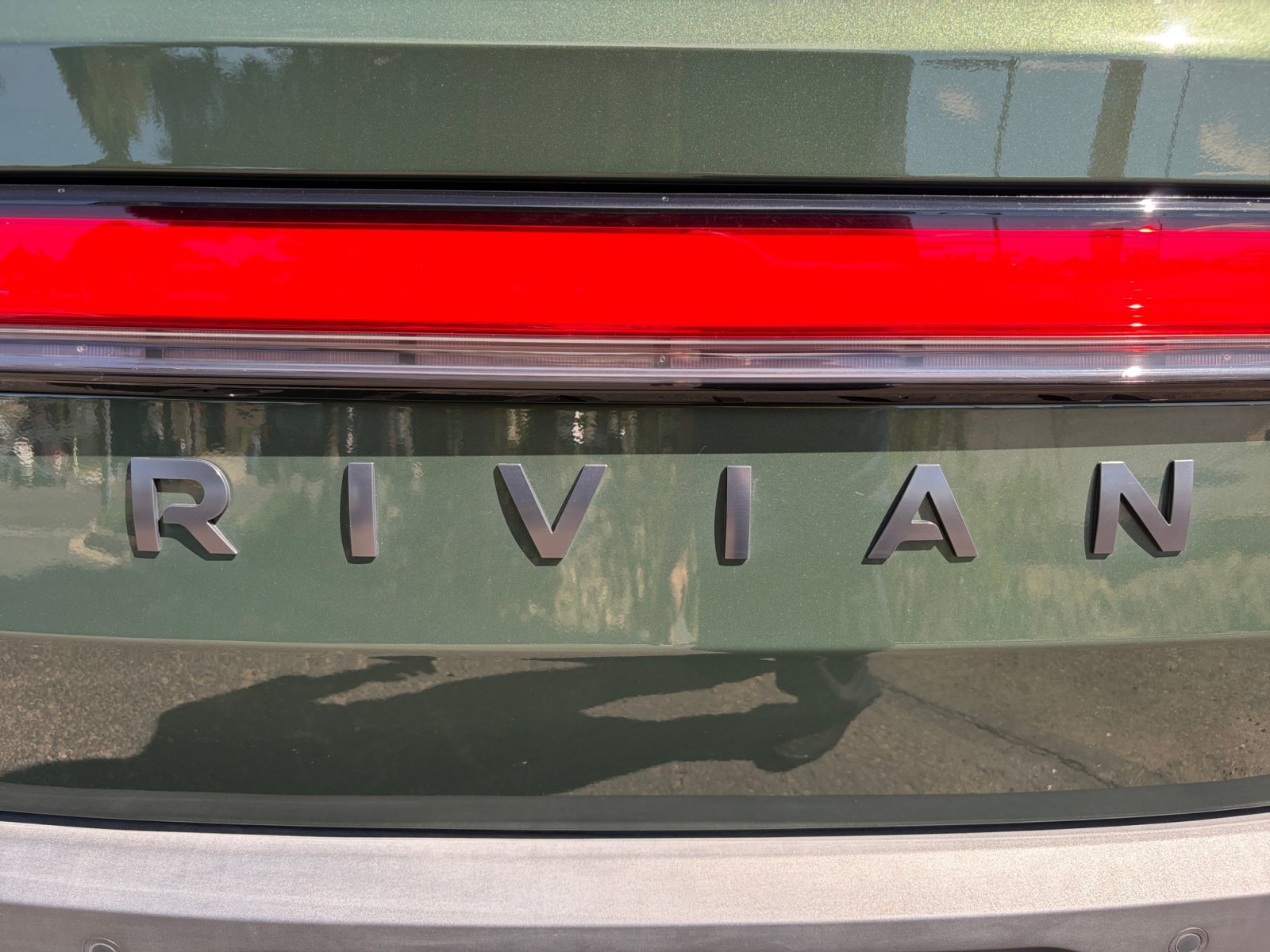 Used 2025 Rivian R1T Adventure AWD/4WD image 34