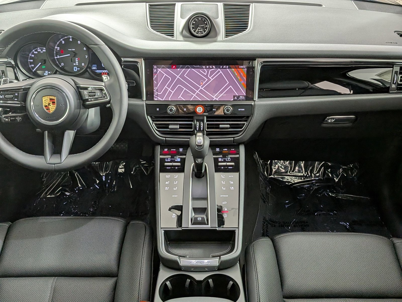New 2026 Porsche Macan AWD/4WD image 20