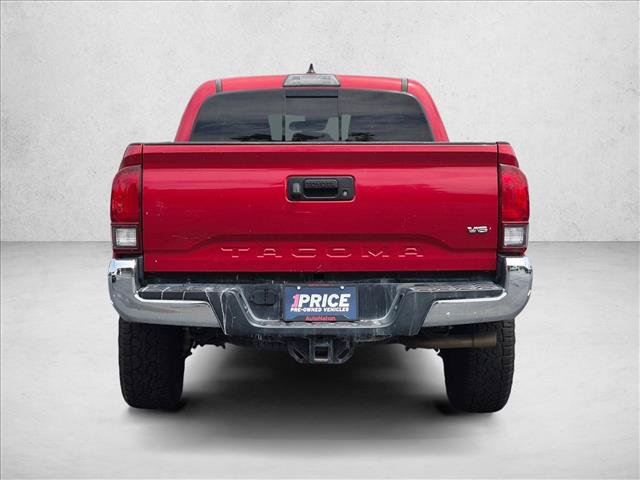 Used 2018 Toyota Tacoma TRD Off-Road AWD/4WD image 6