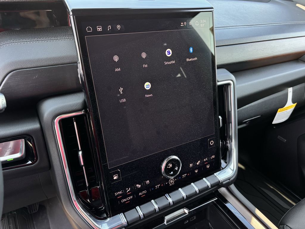 New 2026 GMC Yukon Denali w/ Sun & Power Step Package image 11