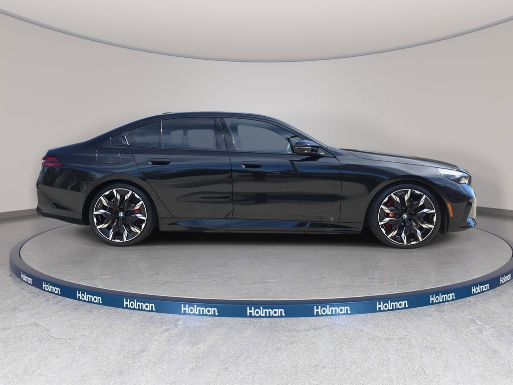 Used 2025 BMW i5 M60 w/ Executive Package image 5