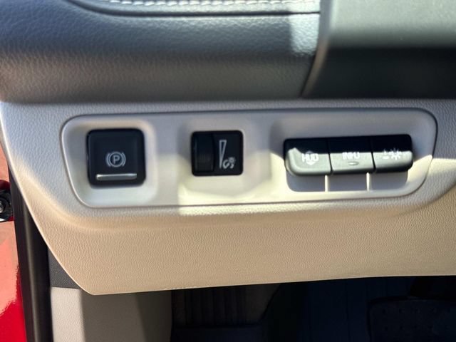 Used 2023 GMC Acadia Denali w/ Denali Technology Package FWD image 27