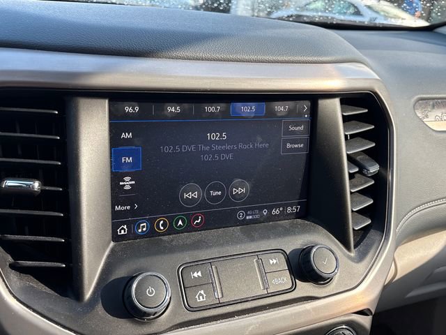 Used 2023 GMC Acadia Denali image 16