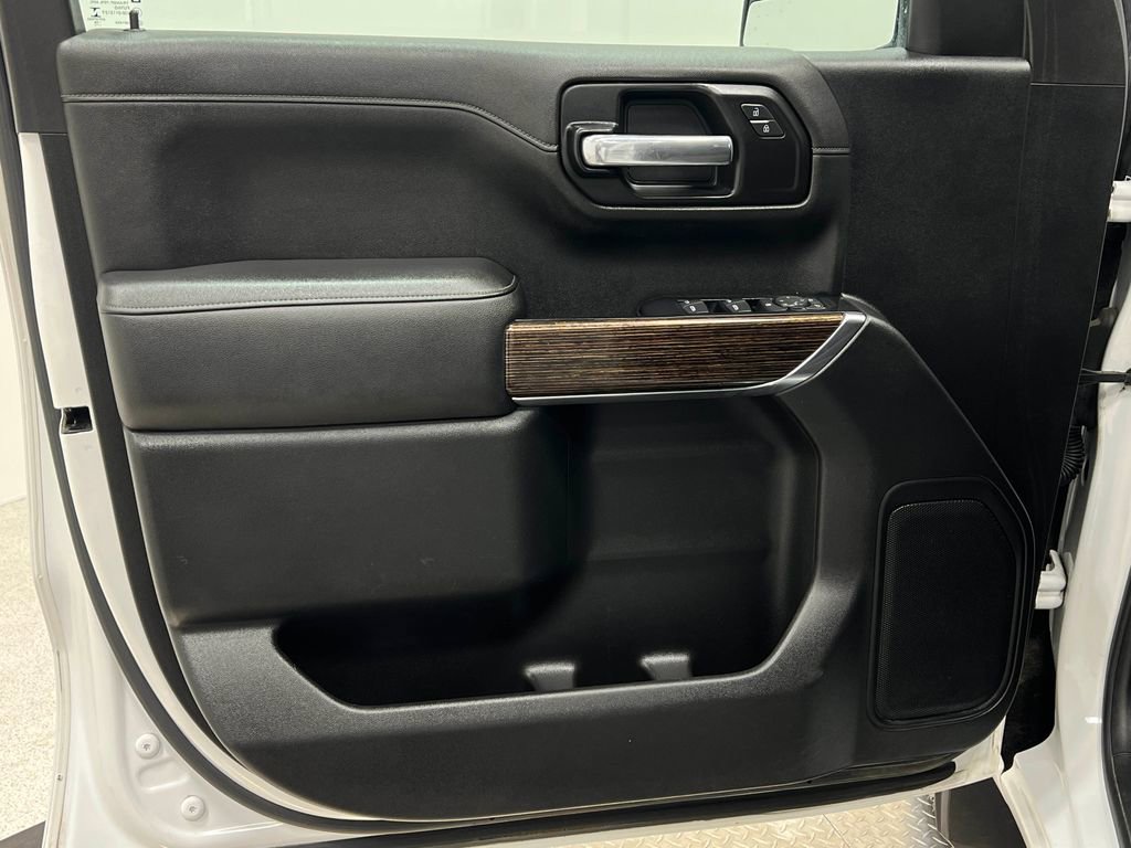 Used 2019 GMC Sierra 1500 SLE w/ X31 Off-Road Package AWD/4WD image 15